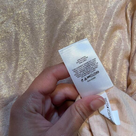 Express Women's Peach and Cream Shirt - Picture 5 of 6